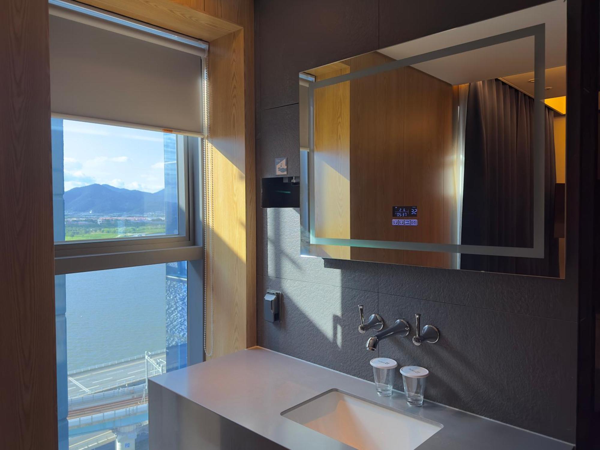 Hotel Tt Gupo ปูซาน ภายนอก รูปภาพ